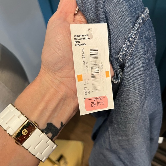 Jessica Simpson light denim top. Never worn. - Picture 4 of 4